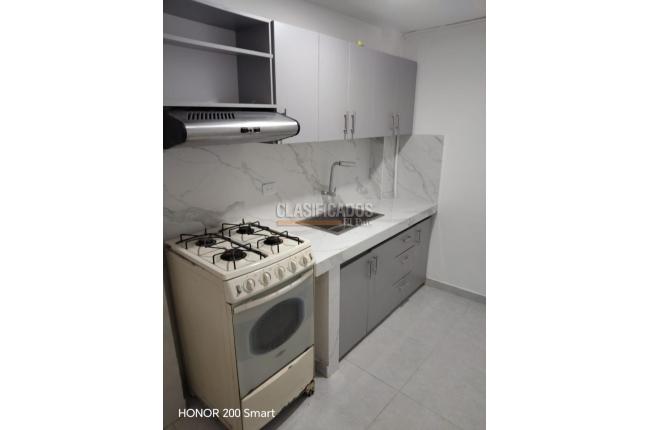 Apartaestudios, Alquiler, La Merced - $1.200.000