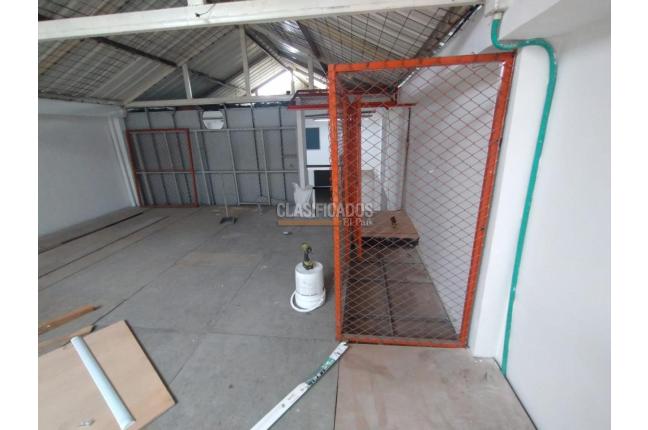 Locales y Bodegas, Alquiler, Bretaña - $8.500.000