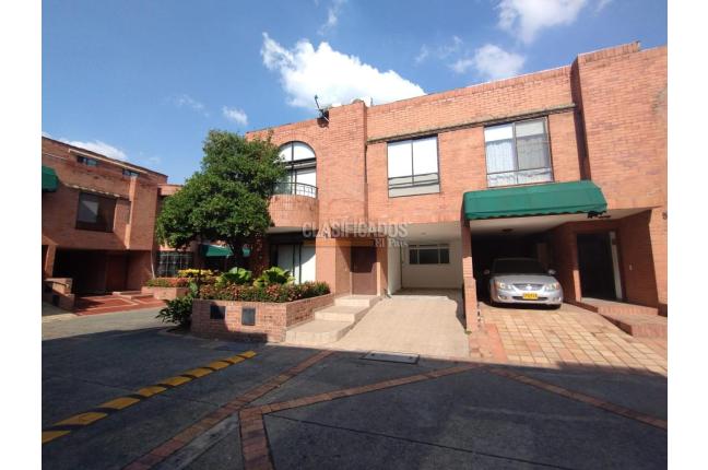 Casas, Venta, Nueva Tequendama - $590.000.000
