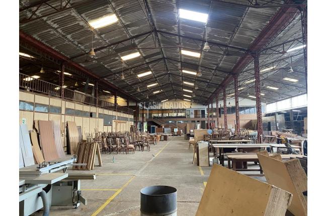 Locales y Bodegas, Venta en Yumbo