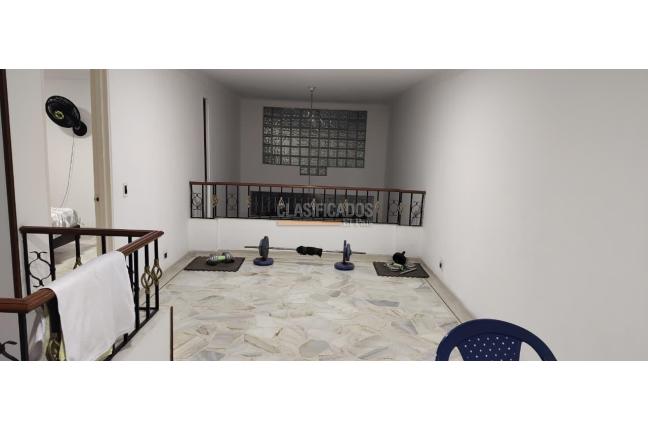 Casas, Venta, La Flora - $800.000.000