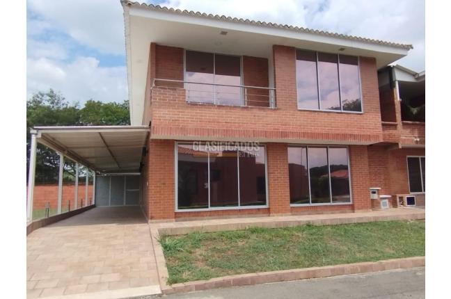 Casas, Alquiler en El Castillo