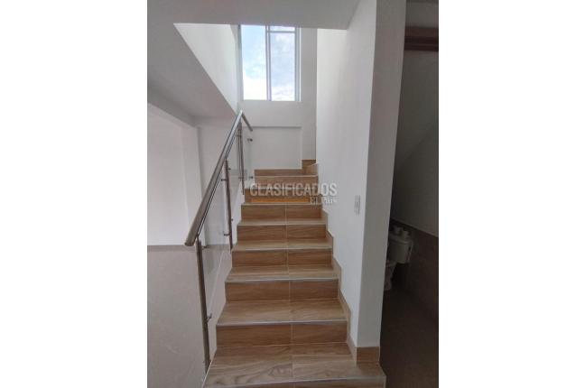 Casas, Alquiler, El Castillo - $4.000.000