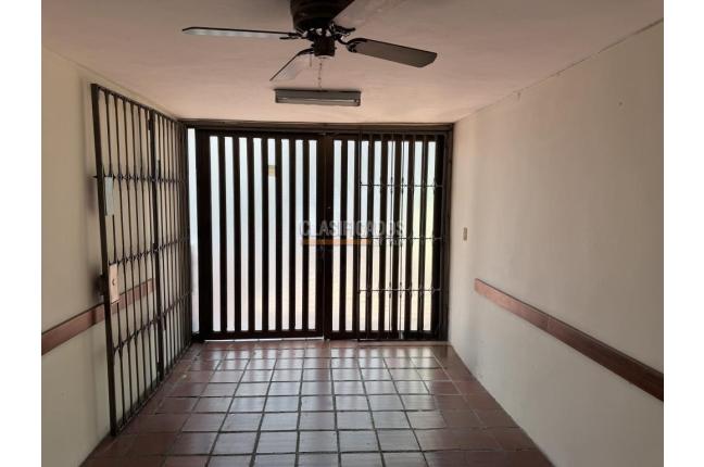 Casas, Venta en El Refugio