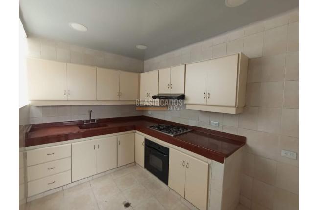 Apartamentos, Alquiler, Granada - $2.300.000