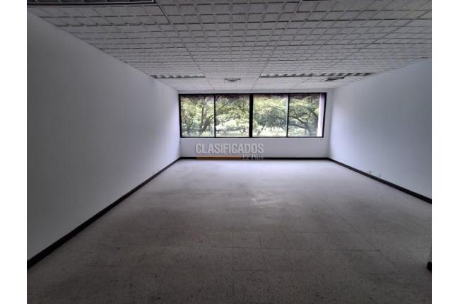 Oficinas y Consultorios, Alquiler, La Flora - $2.800.000