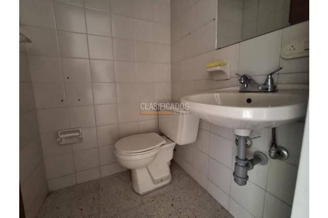 Oficinas y Consultorios, Venta, La Flora - $300.000.000