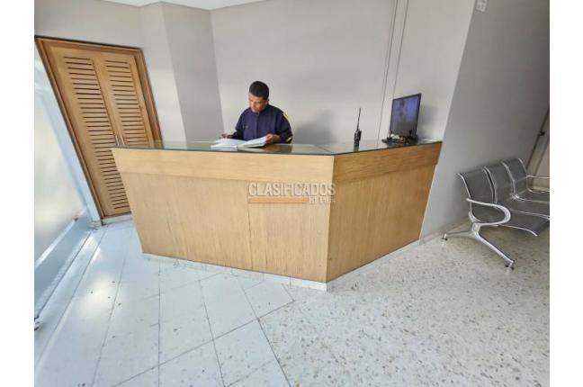 Oficinas y Consultorios, Alquiler, Granada - $2.300.000