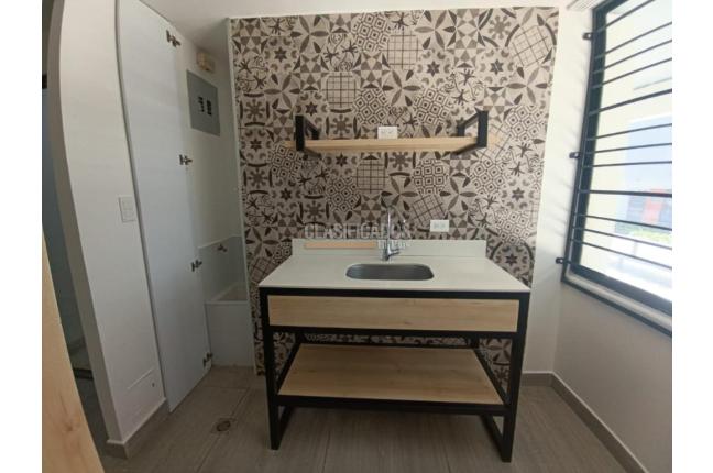 Oficinas y Consultorios, Alquiler, Centenario - $1.550.000