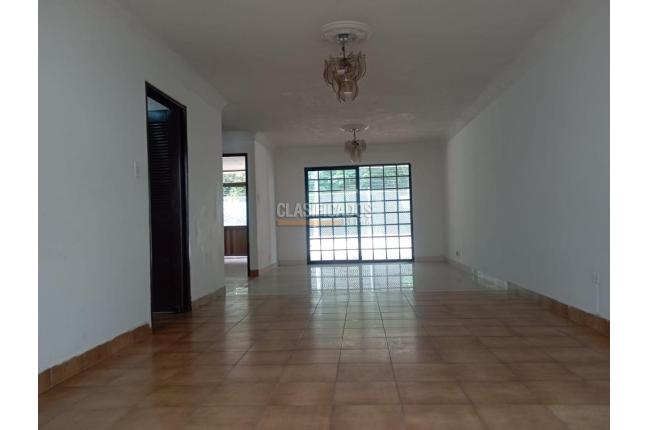 Casas, Venta en Meléndez