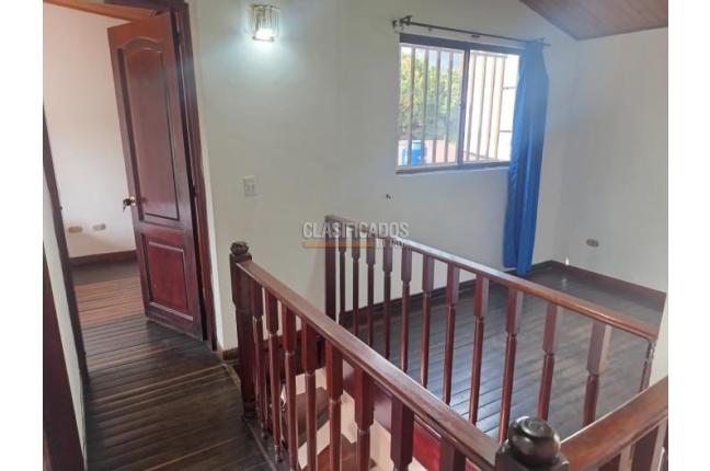 Casas, Venta, Prados del Norte - $620.000.000