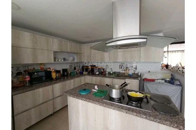 Casas, Alquiler en Tequendama