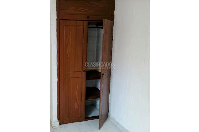 Casas, Alquiler, Villa del Prado - $900.000