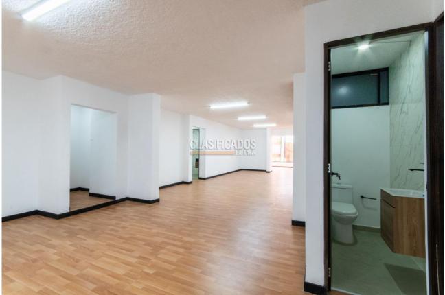 Oficinas y Consultorios, Alquiler, Versalles - $2.500.000