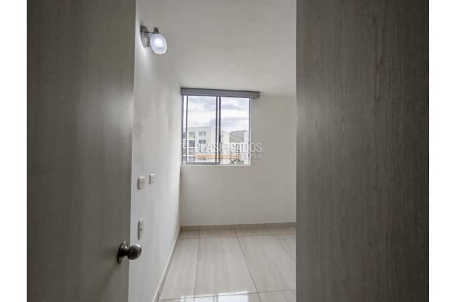 Apartamentos, Alquiler, Yumbo - $1.600.000