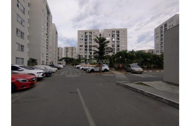 Apartamentos, Alquiler, Yumbo - $1.600.000