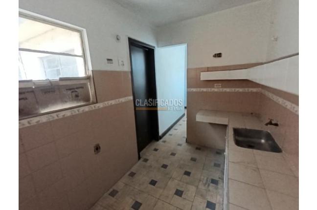 Edificios, Venta, Granada - $1.400.000.000
