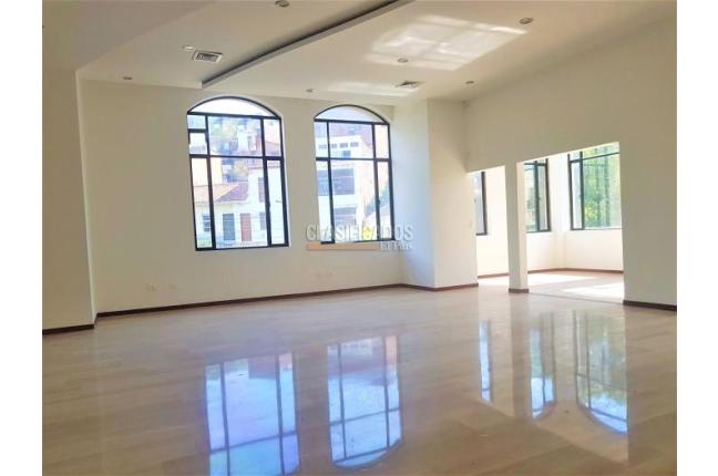 Oficinas y Consultorios, Alquiler, El Peñón - $8.000.000