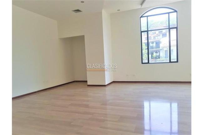 Oficinas y Consultorios, Alquiler, El Peñón - $8.000.000