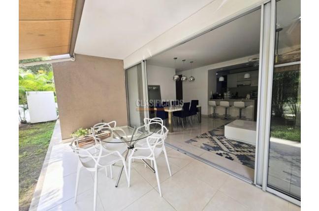 Apartamentos, Venta en Altos Menga