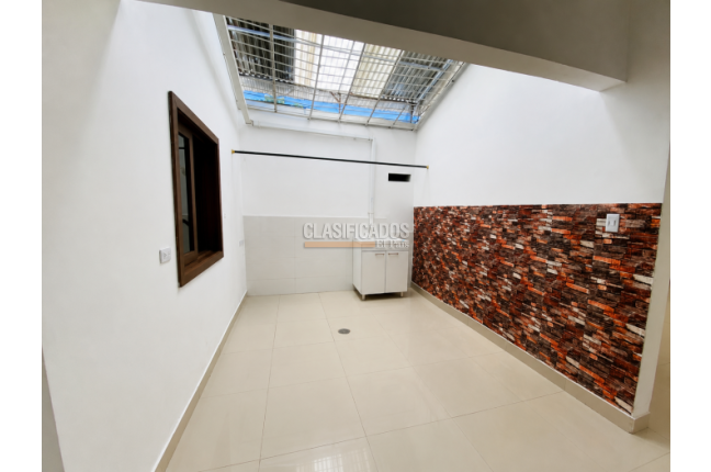 Casas, Alquiler, La Flora - $5.900.000