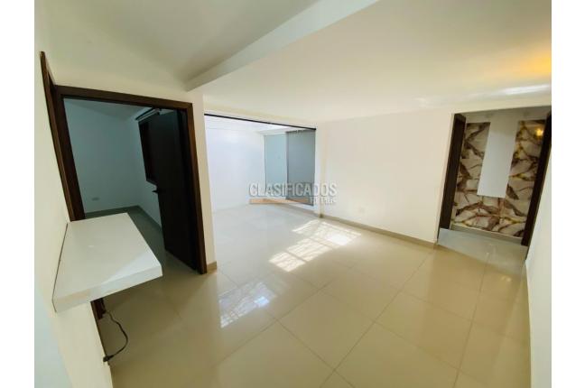 Casas, Alquiler, La Flora - $5.900.000