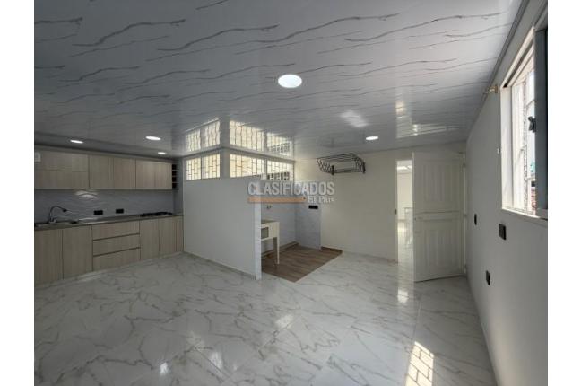 Apartamentos, Alquiler, Santa Elena - $900.000