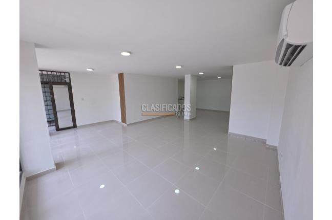 Locales y Bodegas, Alquiler, Versalles - $2.500.000