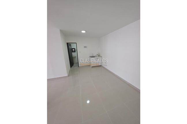 Locales y Bodegas, Alquiler, Versalles - $2.500.000