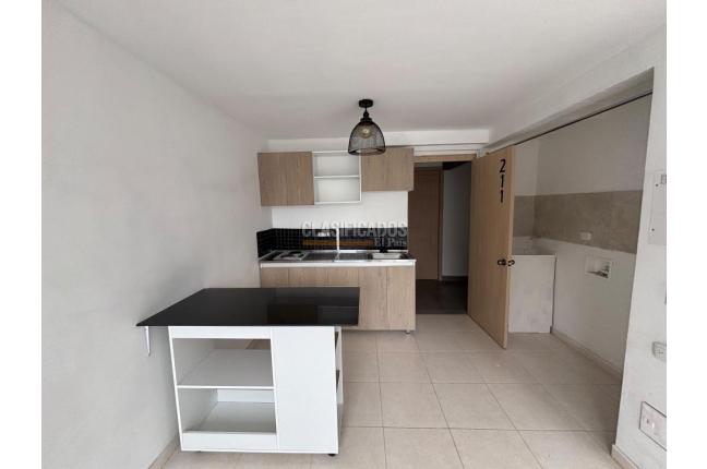 Apartaestudios, Alquiler, Cuarto de Legua - $1.800.000