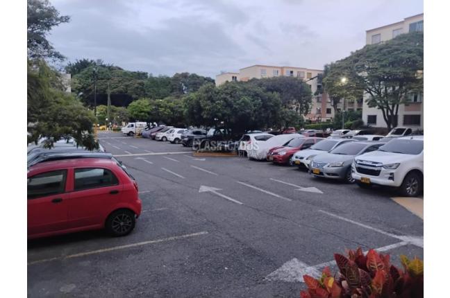 Apartamentos, Venta en Cañaverales