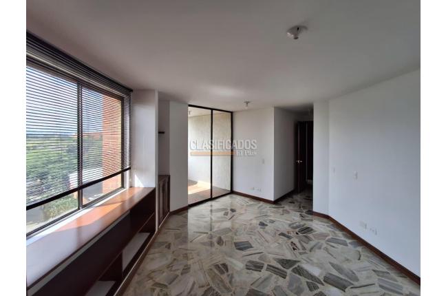 Apartamentos, Alquiler, La Hacienda - $2.600.000