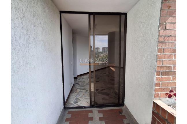 Apartamentos, Alquiler, La Hacienda - $2.600.000