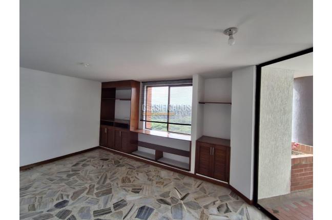Apartamentos, Alquiler, La Hacienda - $2.600.000