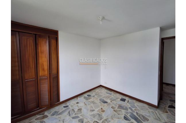 Apartamentos, Alquiler, La Hacienda - $2.600.000