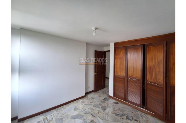 Apartamentos, Alquiler, La Hacienda - $2.600.000