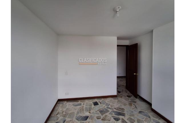 Apartamentos, Alquiler, La Hacienda - $2.600.000