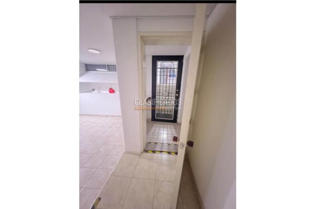 Oficinas y Consultorios, Alquiler en Tejares de San Fernando