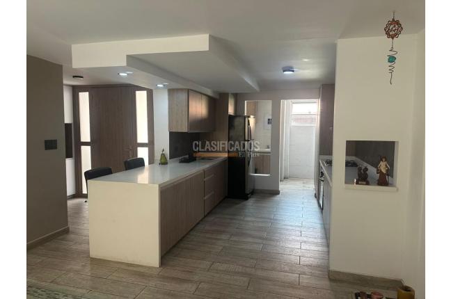 Casas, Venta en La Flora