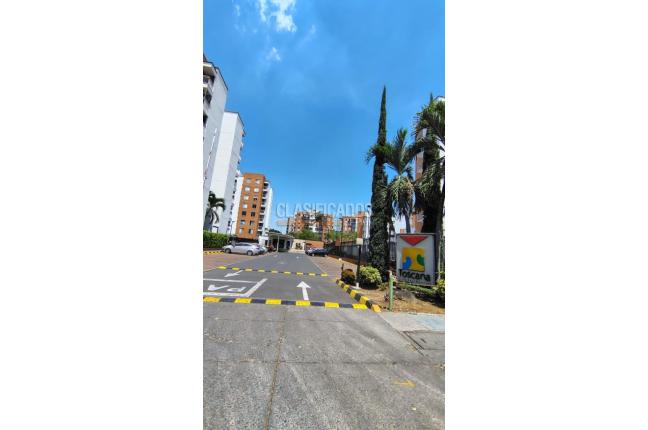 Apartamentos, Alquiler, Caney - $2.400.000