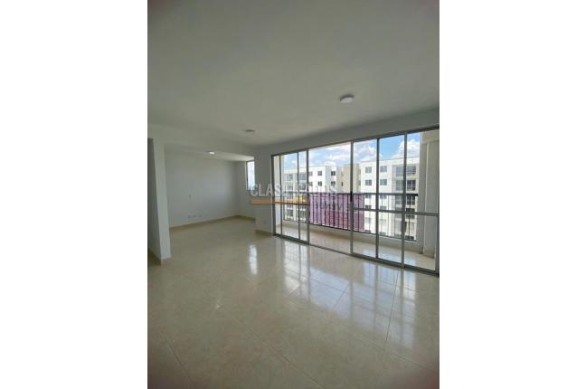 Apartamentos, Venta en Jamundí