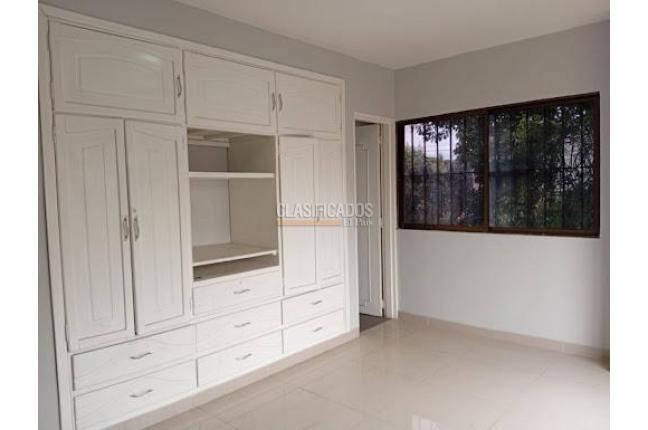 Apartamentos, Alquiler, Capri - $1.800.000