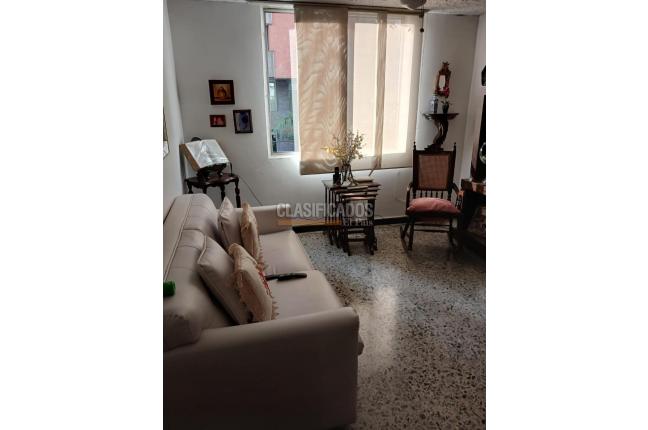 Apartamentos, Venta, Versalles - $320.000.000