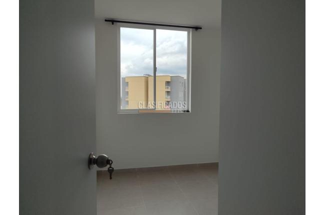 Apartamentos, Alquiler, Yumbo - $1.200.000