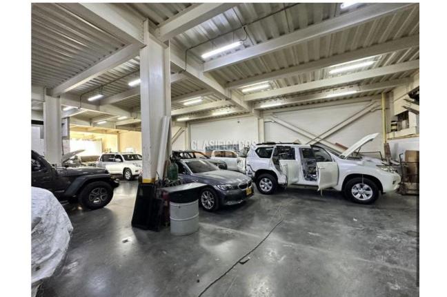 Edificios, Venta, La Alianza - $13.000.000.000
