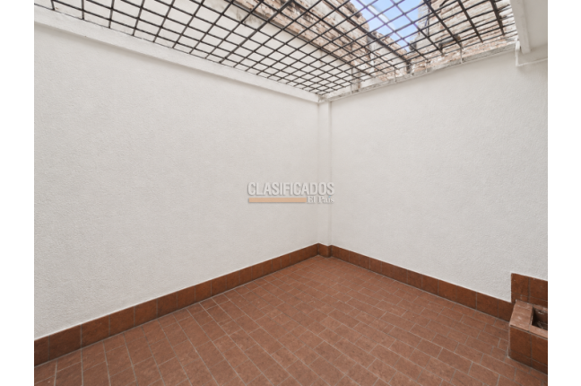 Locales y Bodegas, Alquiler, Versalles - $4.000.000
