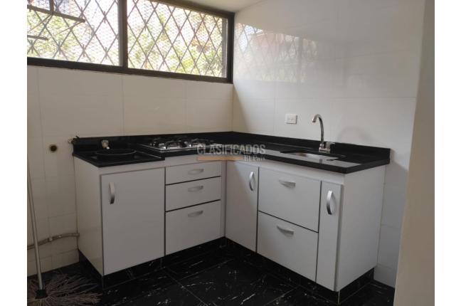 Apartamentos, Venta, Alcázares - $160.000.000
