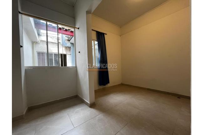 Apartaestudios, Alquiler, San Vicente - $900.000