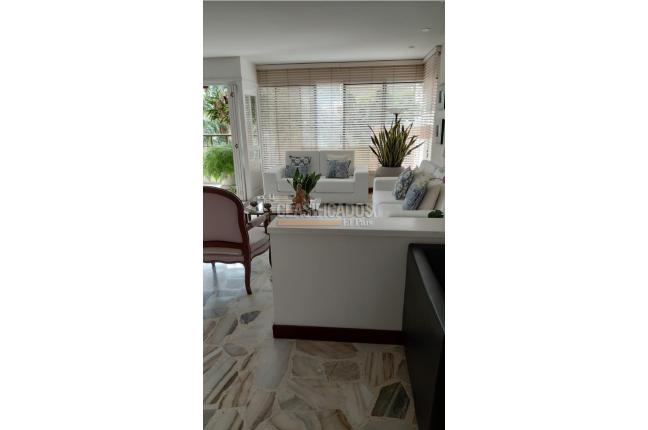 Apartamentos, Venta en Arboleda