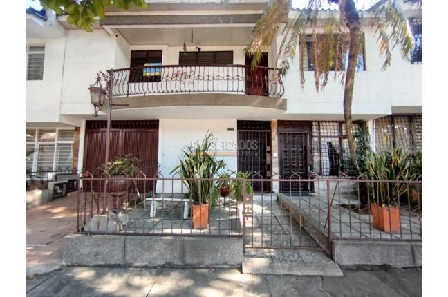 Apartaestudios, Alquiler en La Flora